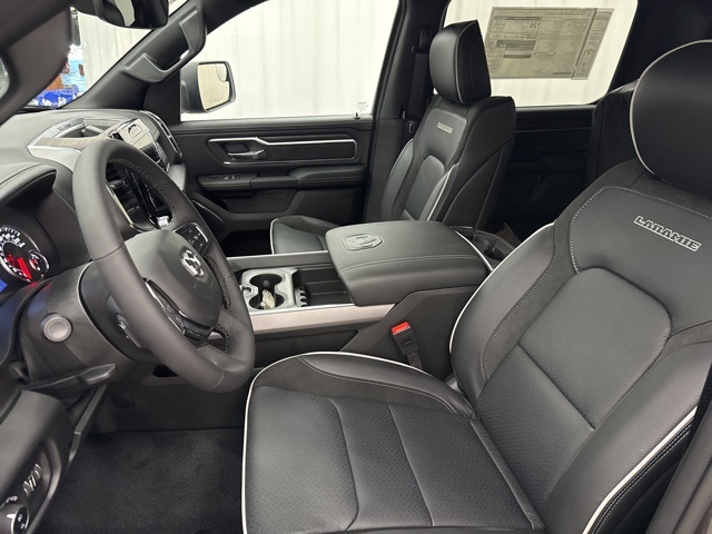 2026 Ram 1500 Laramie photo 3