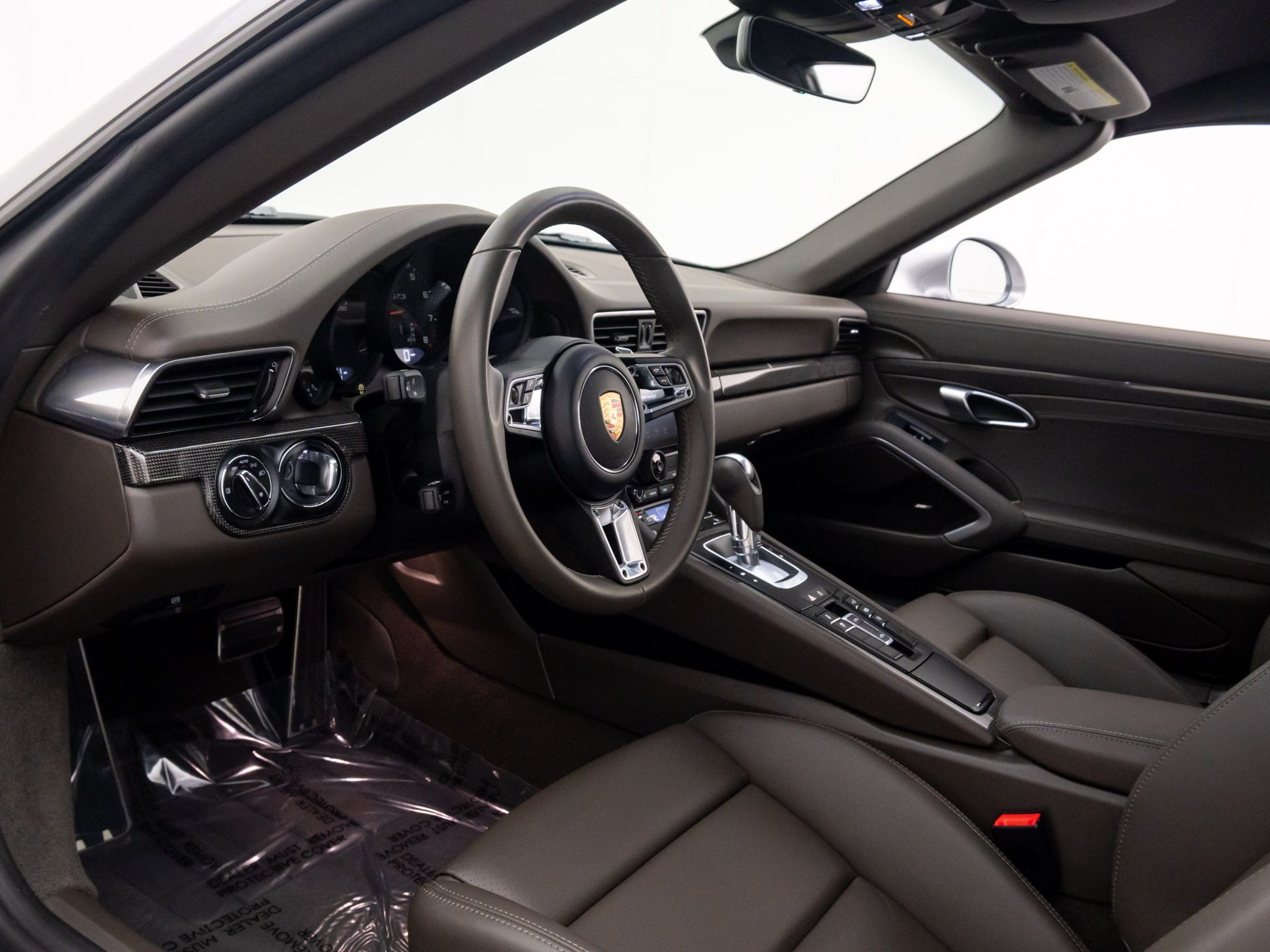 2019 Porsche 911 Targa 4 GTS photo 4