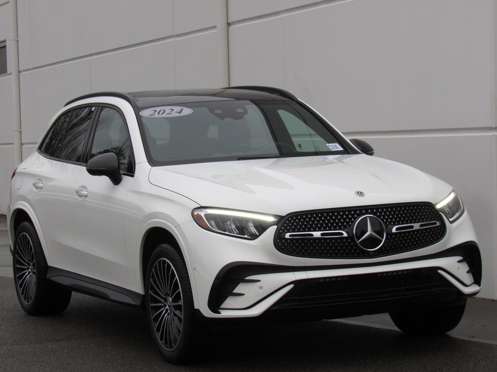 2024 Mercedes Benz GLC 300 4MATIC photo 2
