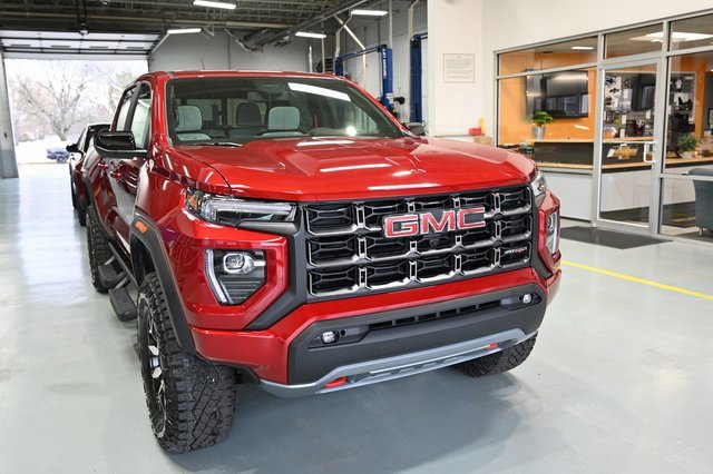 2026 Gmc Canyon AT4X photo 2