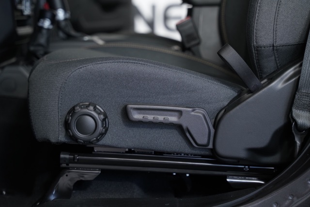 2025 Jeep Wrangler Sport S photo 23