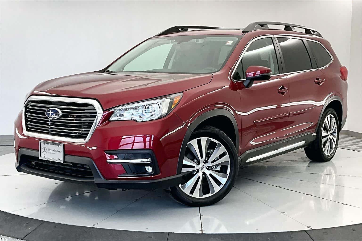 2022 Subaru Ascent Limited's photo