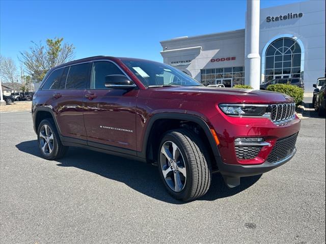 2024 Jeep Cherokee 4xe photo 3