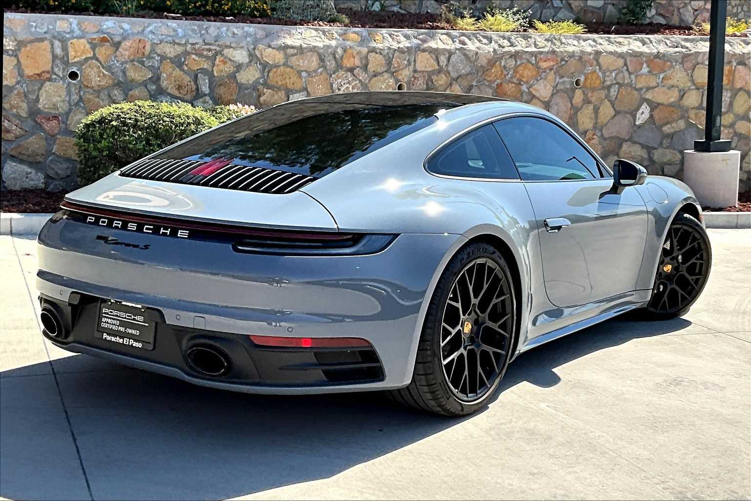2024 Porsche 911 S photo 7