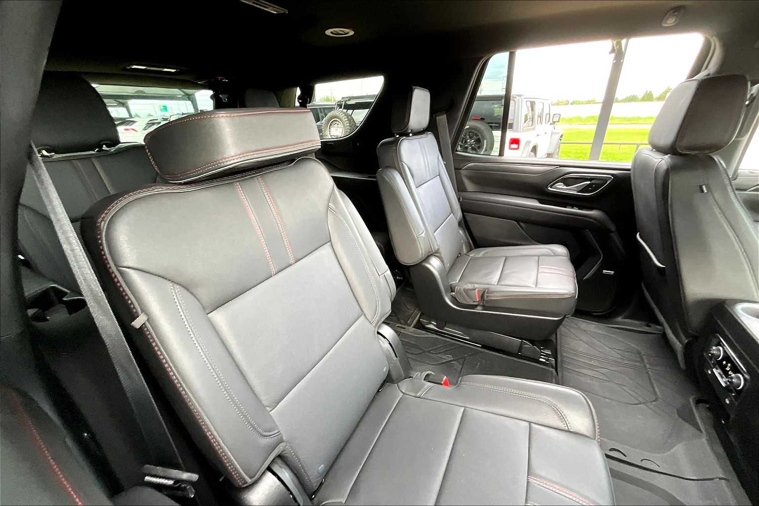 2024 Chevrolet Tahoe RST photo 19