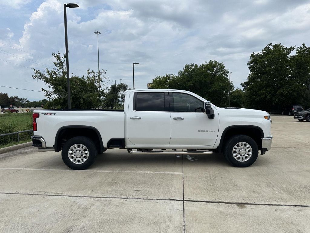 2020 Chevrolet Silverado 2500HD LTZ photo 4