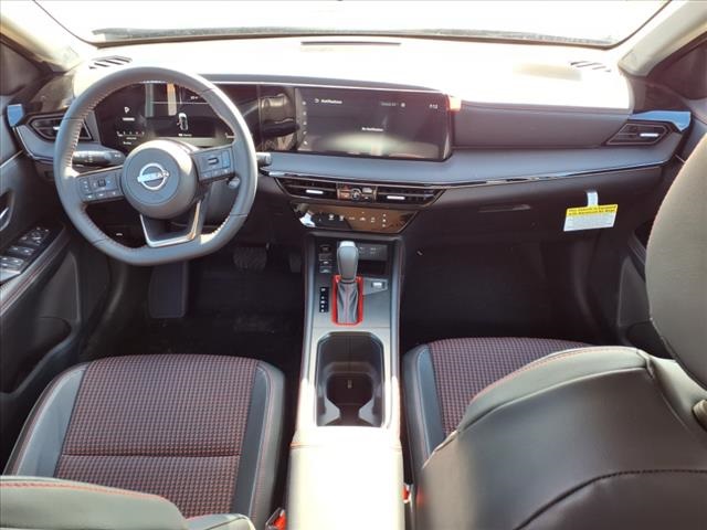 2025 Nissan Kicks SR photo 3