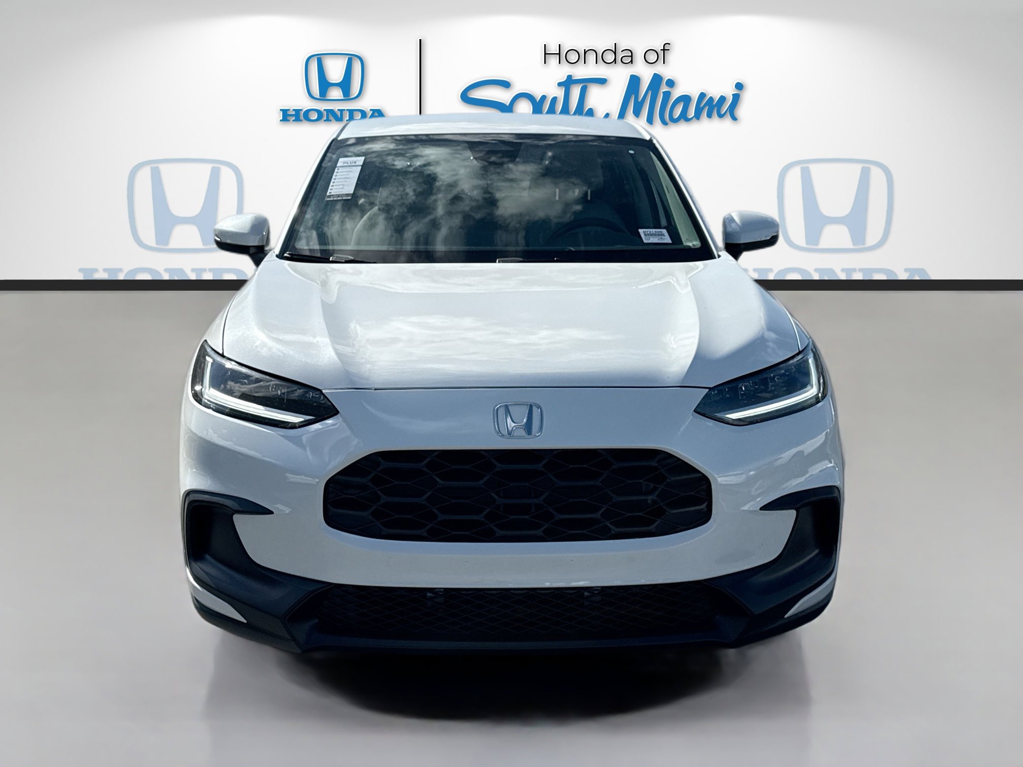 2026 Honda HR-V LX photo 2