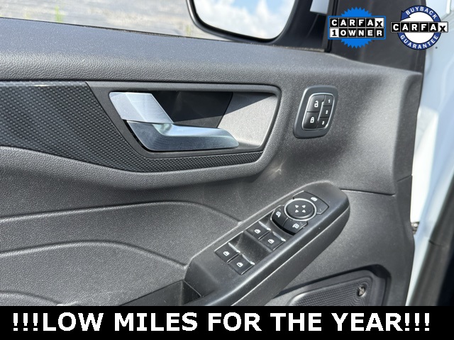 2023 Ford Escape ST-Line Select photo 20