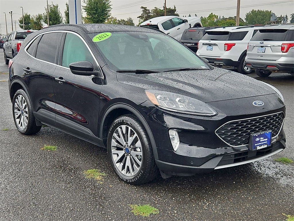 2022 Ford Escape Hybrid Titanium photo 4