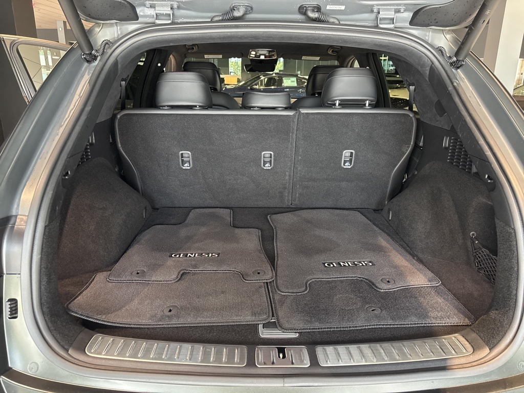 2025 Genesis GV70 Advanced 3.5T Sport Prestige photo 11