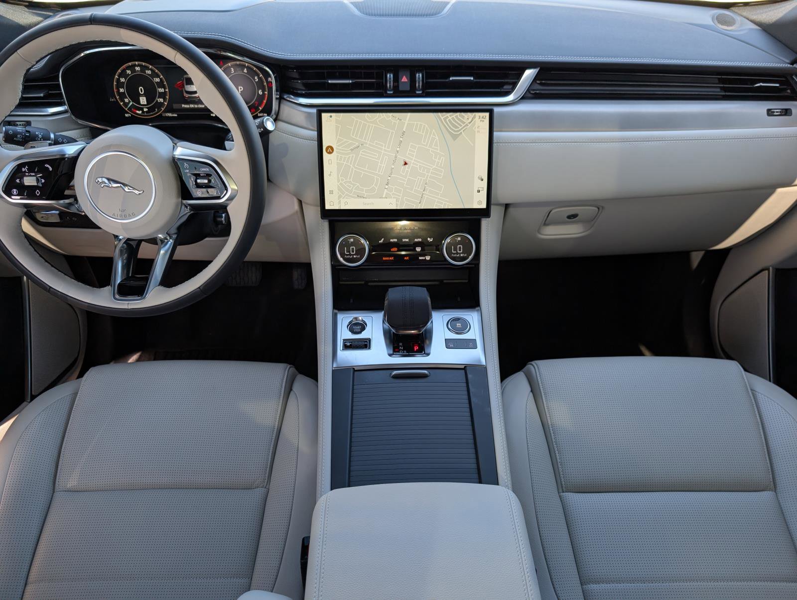 2026 Jaguar F-PACE P250 R-Dynamic S photo 28