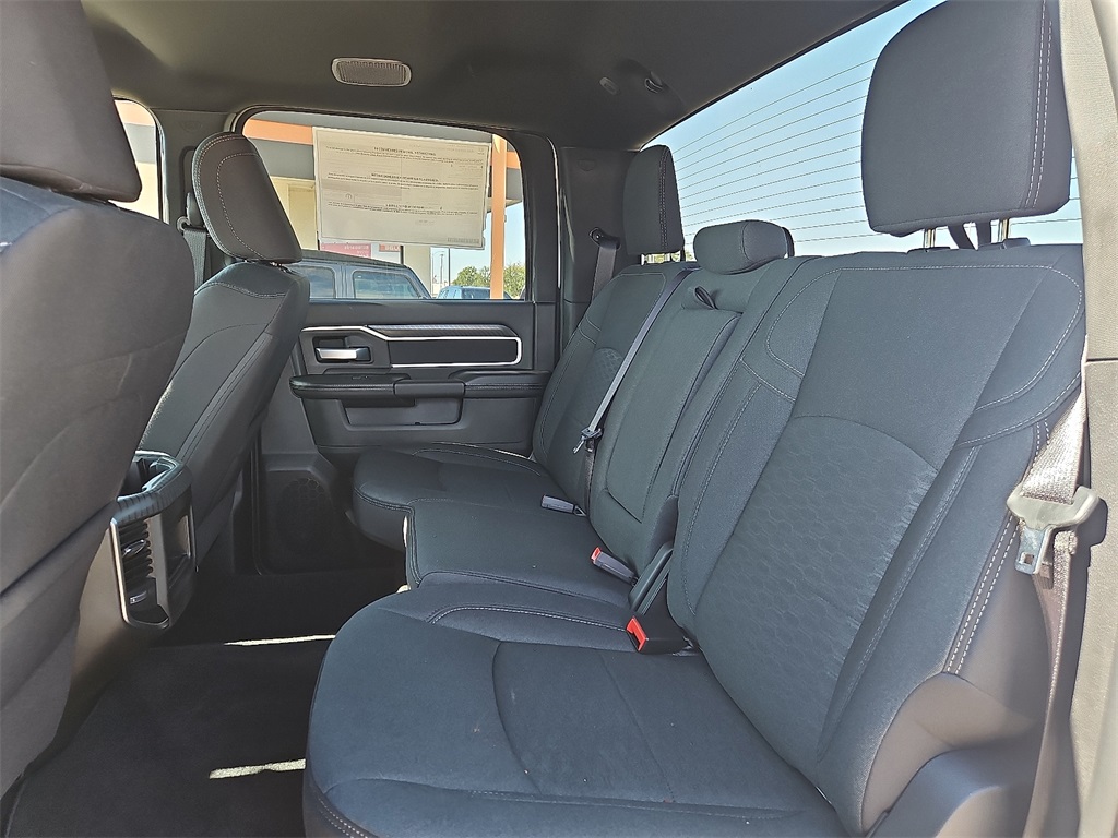 2025 Ram 3500 Big Horn photo 11