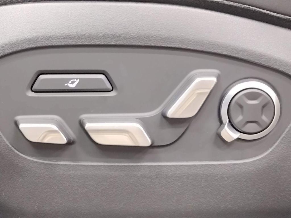 2026 Hyundai Ioniq photo 26