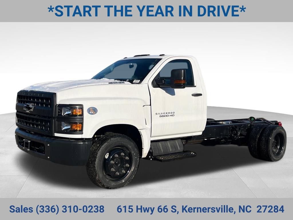 2024 Chevrolet Silverado WT's photo