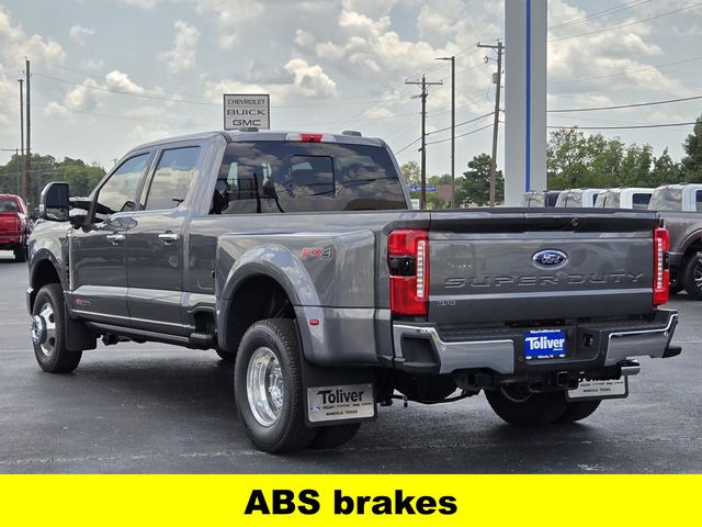 2025 Ford F-350 Lariat photo 5