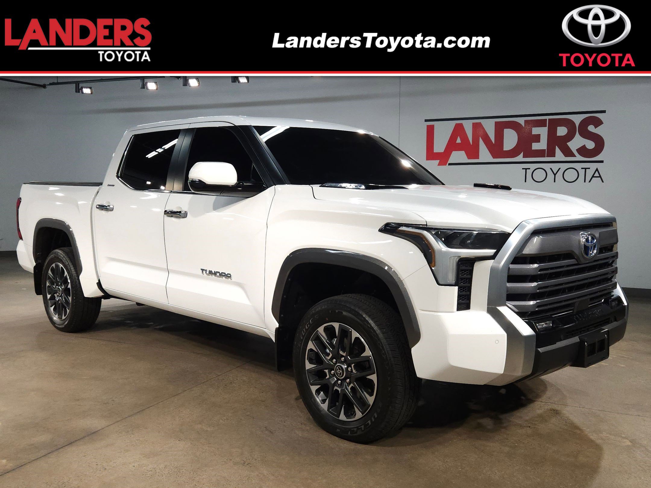 2024 Toyota Tundra Limited's photo