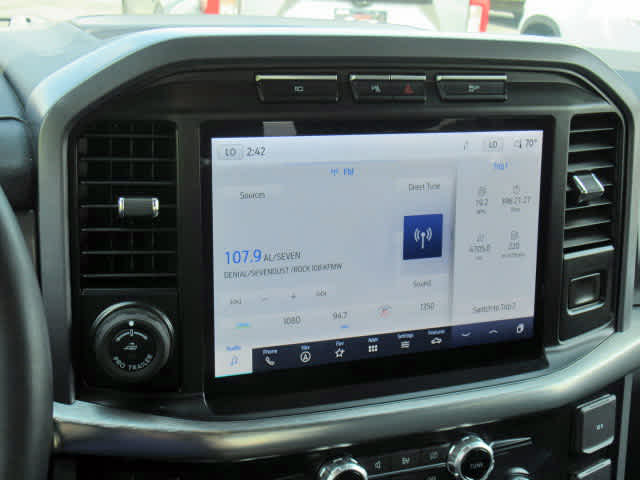 2023 Ford F-150 Lariat photo 17