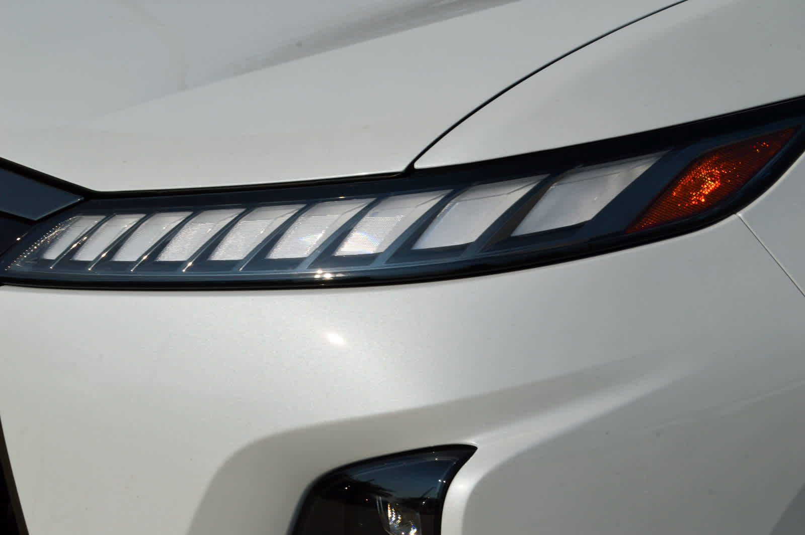 2026 Infiniti QX80 Sensory photo 4