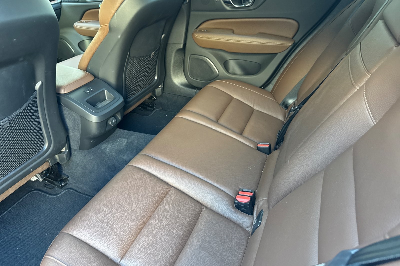 2022 Volvo V60 Cross Country T5 photo 12