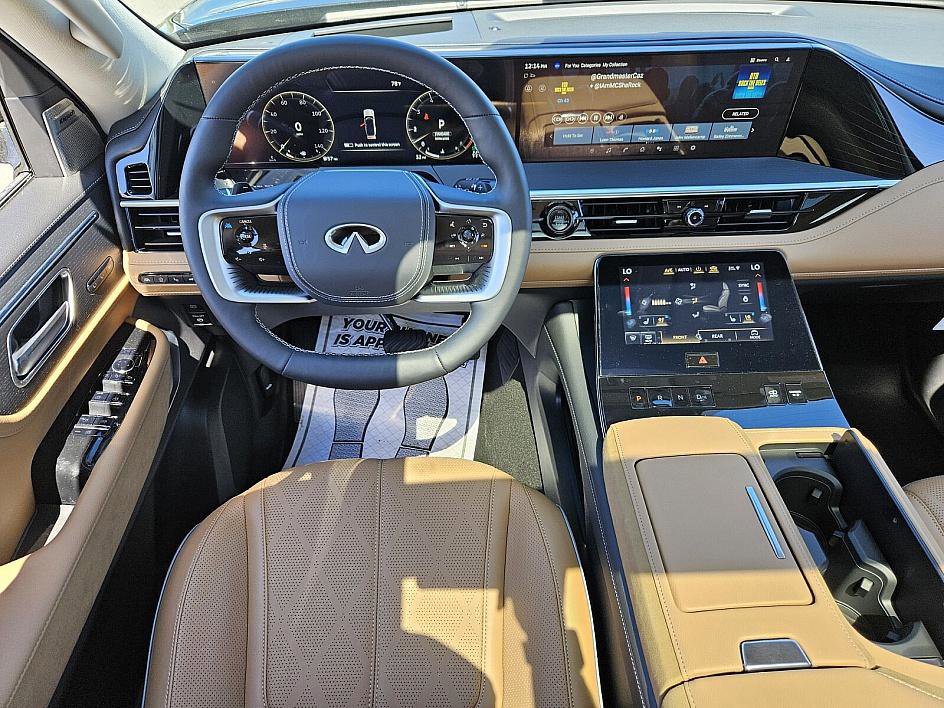 2025 Infiniti QX80 Sensory photo 9