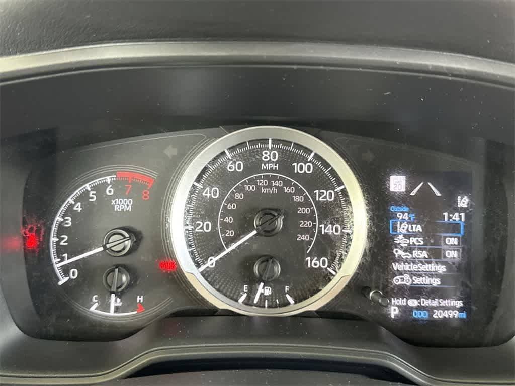 2022 Toyota Corolla LE photo 15
