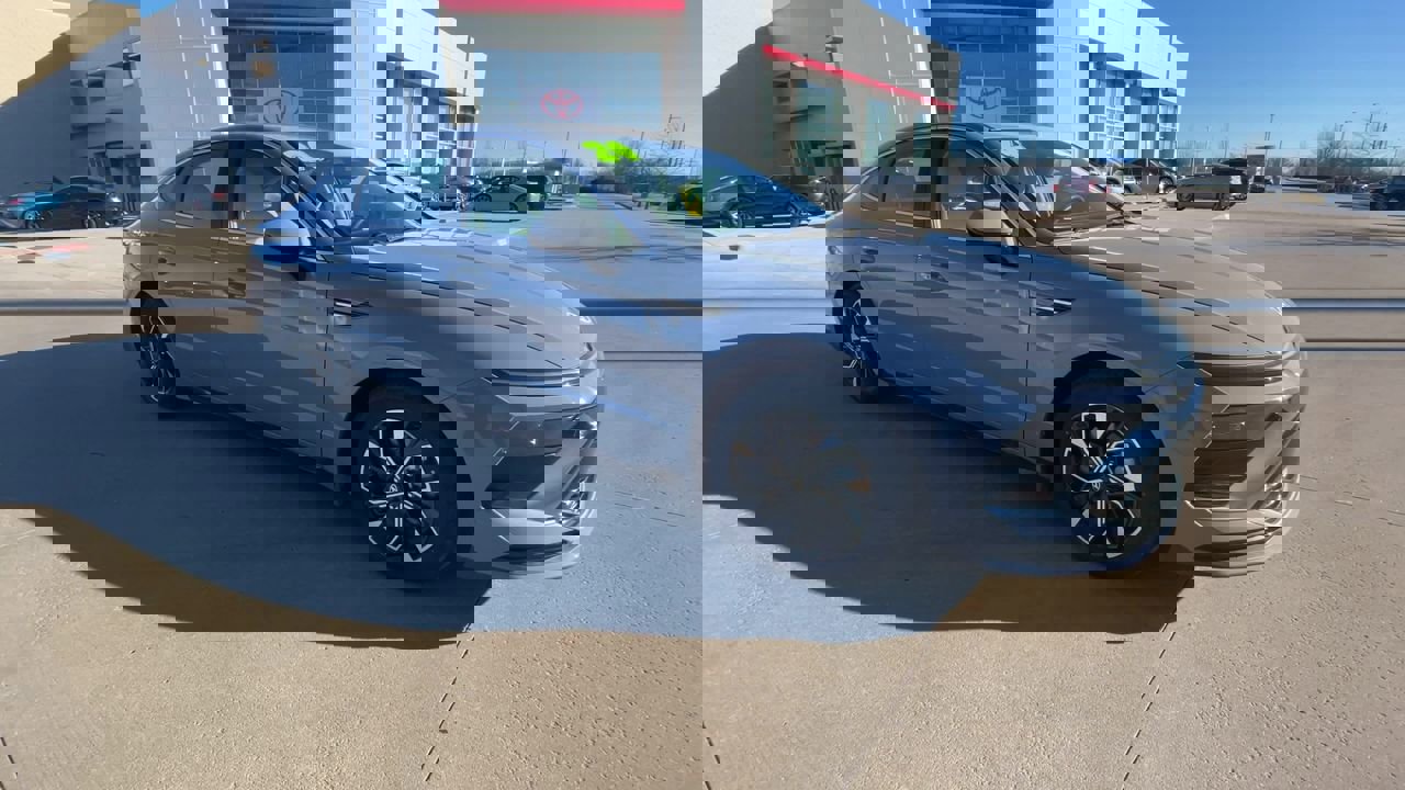 Used 2024 Hyundai Sonata SEL with VIN KMHL64JA5RA378084 for sale in Kansas City