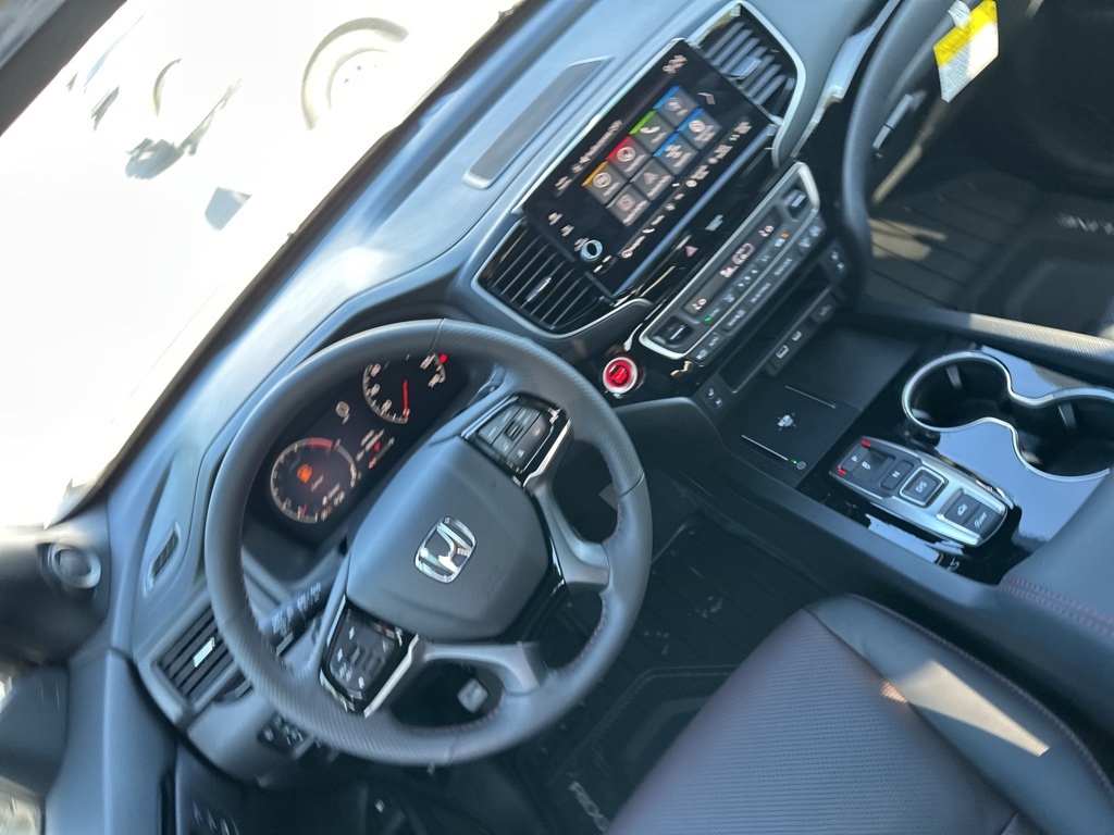 2025 Honda Ridgeline Black Edition photo 19