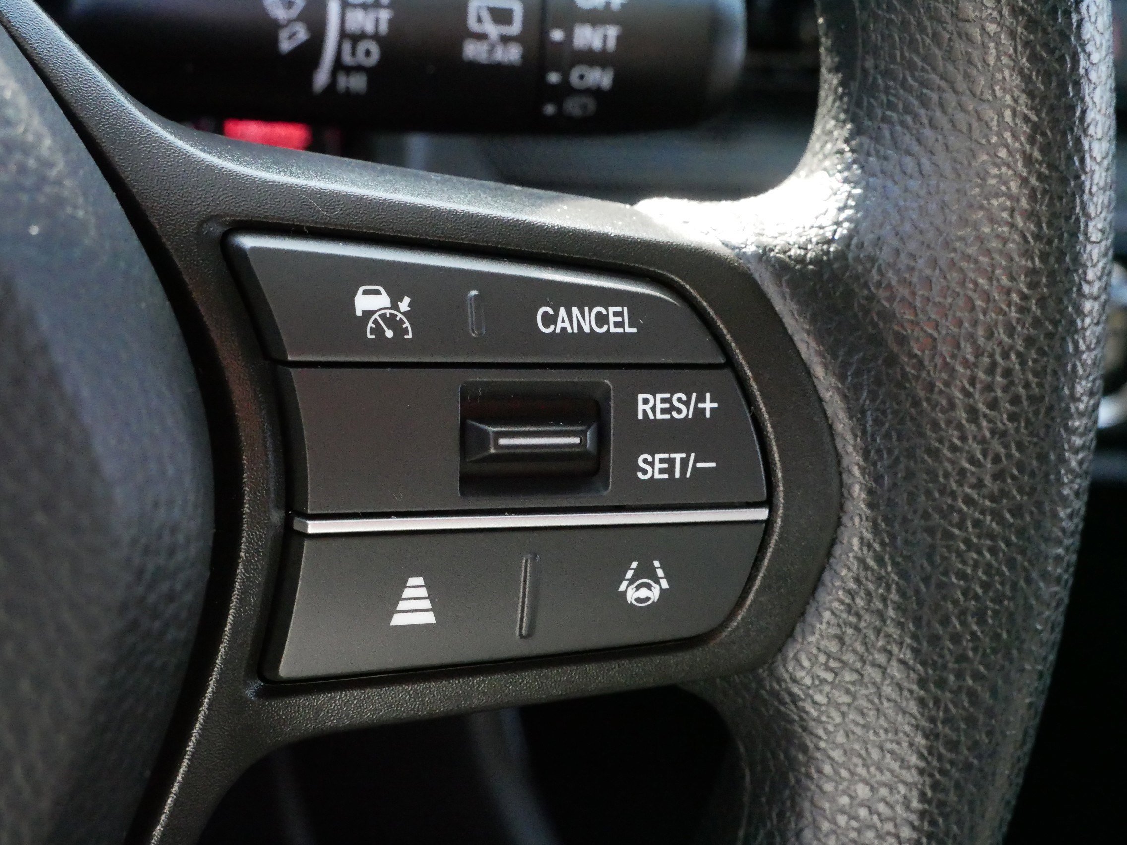 2025 Honda CR-V LX photo 24