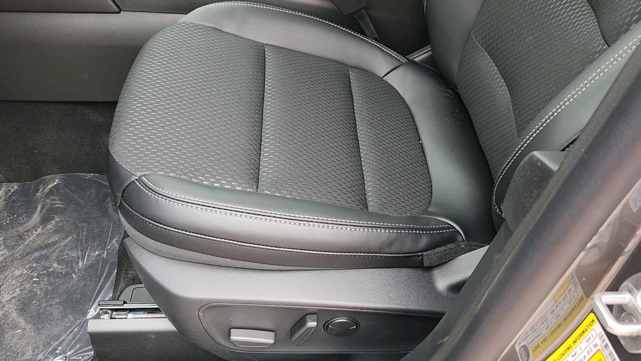 2025 Ford Escape Plug-In Hybrid photo 11