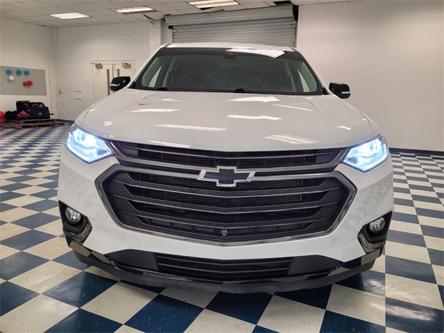2020 Chevrolet Traverse Premier photo 2