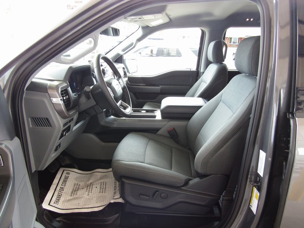 2024 Ford F-150 XLT photo 19