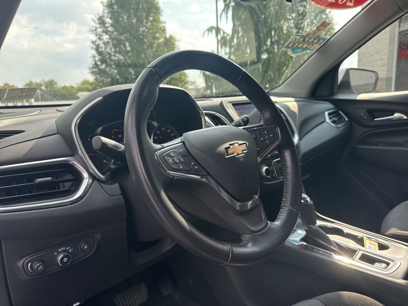 2021 Chevrolet Equinox LT photo 9