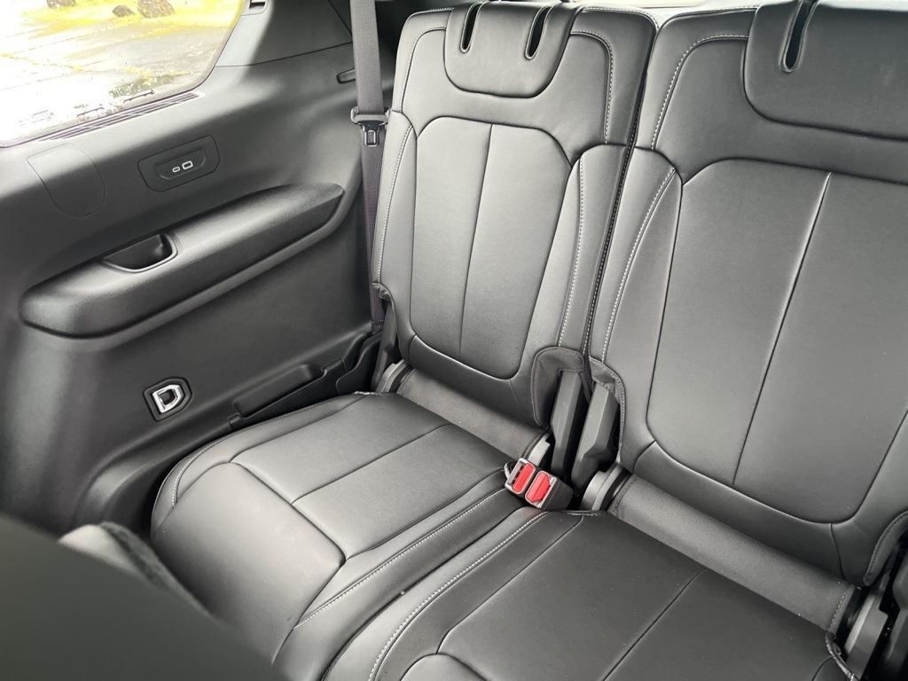 2025 Jeep Grand Cherokee Limited photo 25