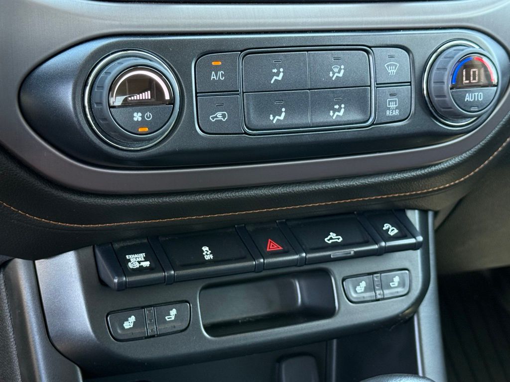 2022 Gmc Canyon AT4 photo 13