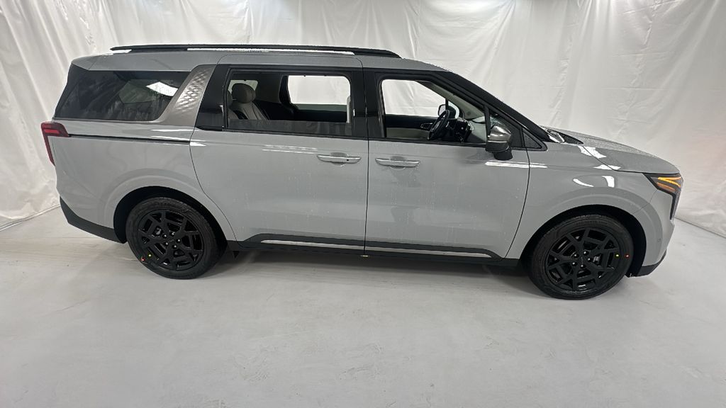 2026 Kia Carnival SX Prestige photo 2