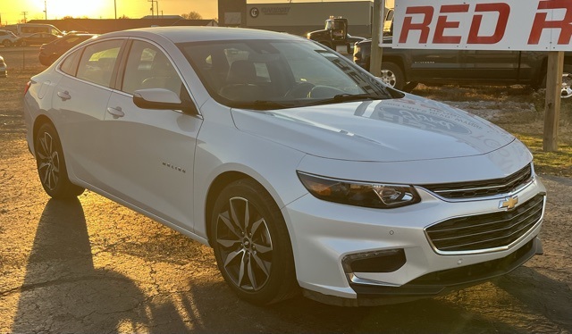 Used 2018 Chevrolet Malibu 1LT with VIN 1G1ZD5ST7JF269698 for sale in Wynne, AR