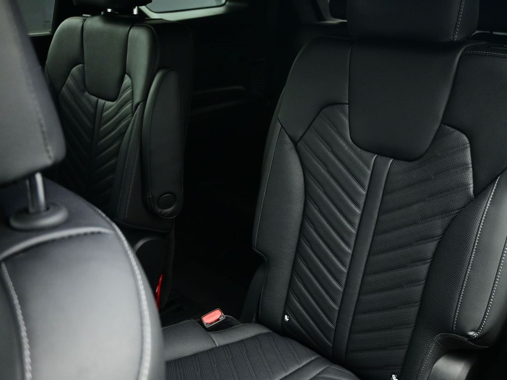 2025 Kia Sorento X-Pro SX Prestige photo 23