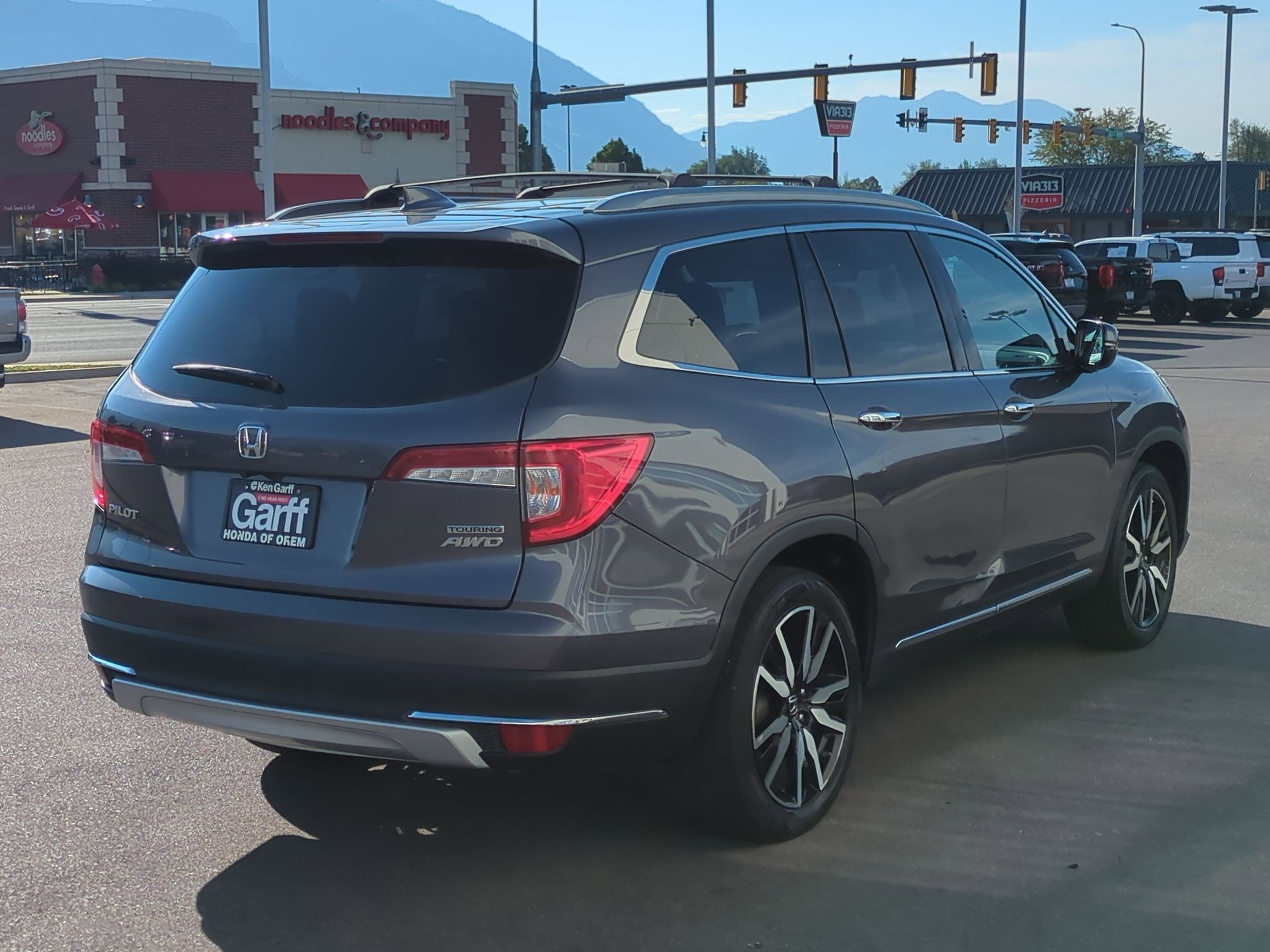2019 Honda Pilot Touring photo 3