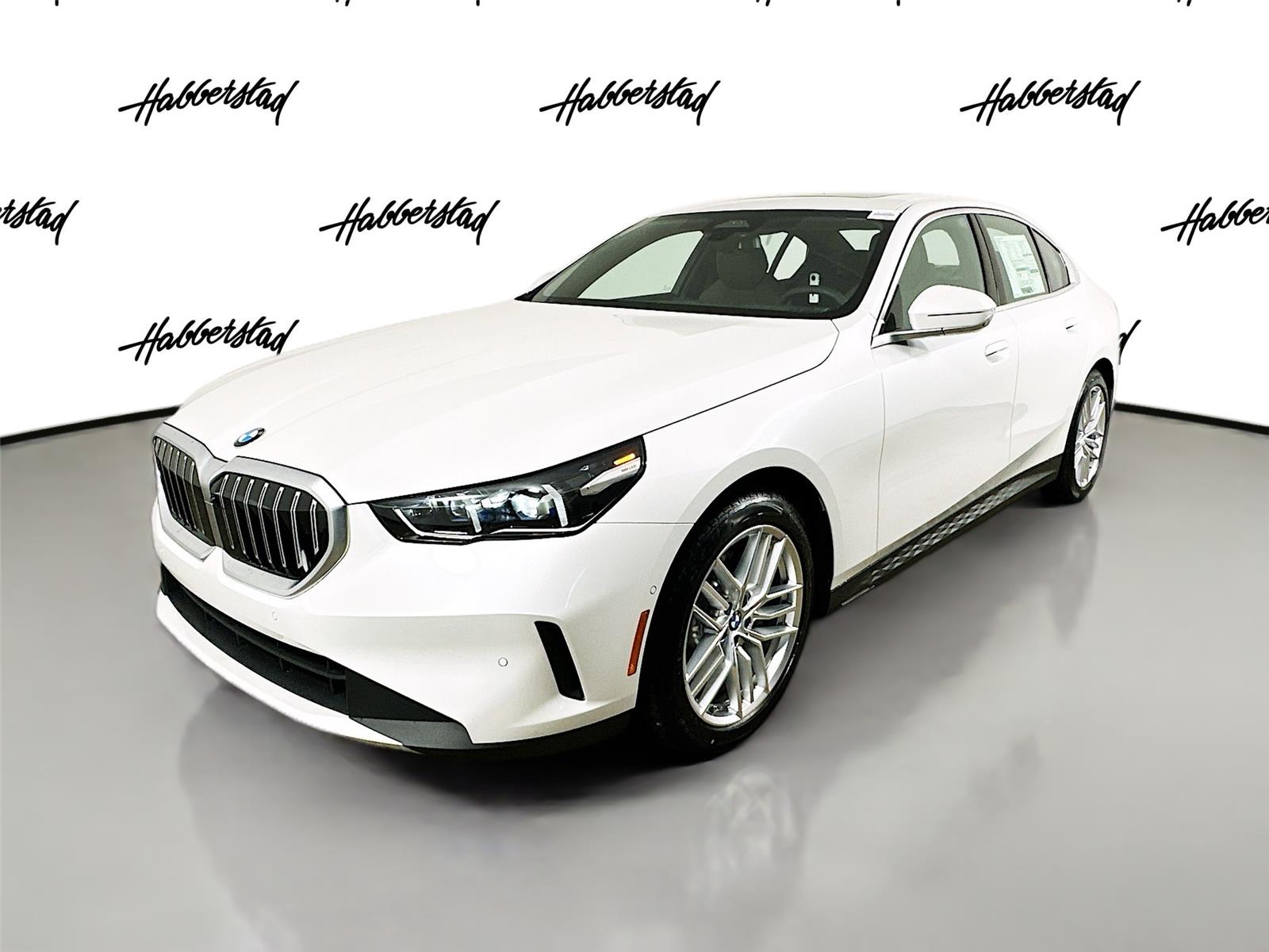 2025 BMW 5 Series 530i's photo