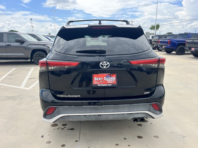 2022 Toyota Highlander XSE photo 4