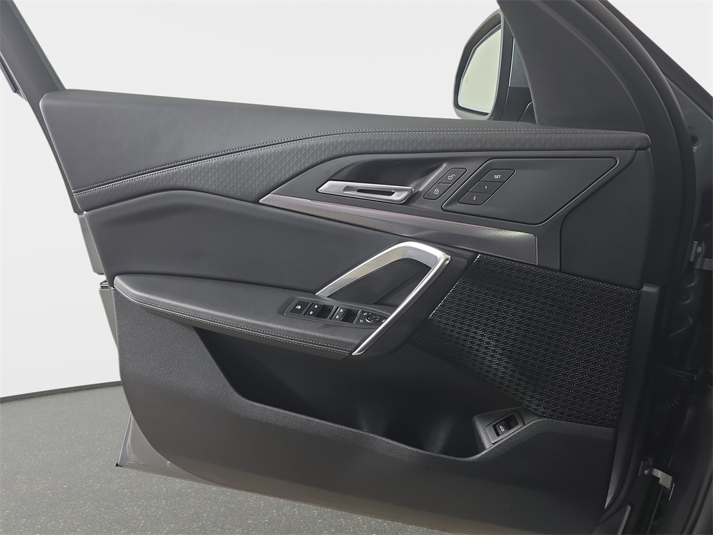 2025 Bmw X2 xDrive28i photo 24