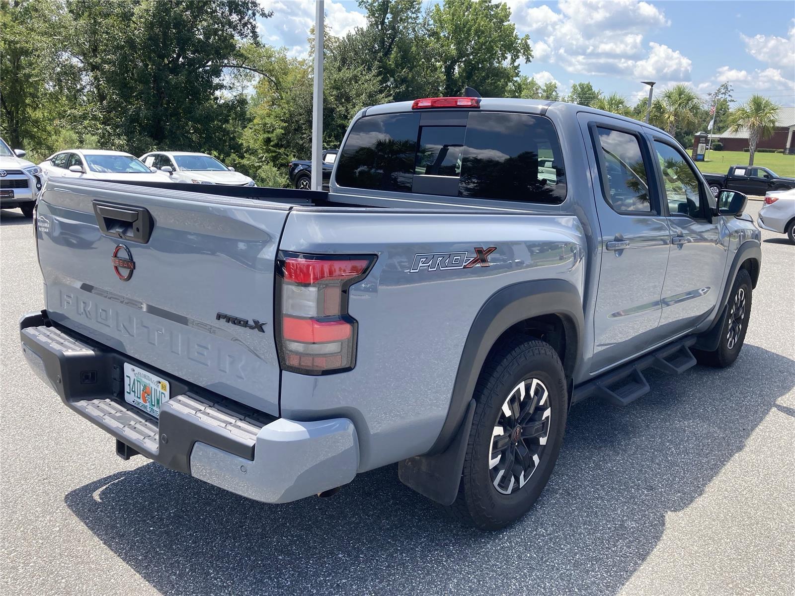 2023 Nissan Frontier PRO-X photo 7
