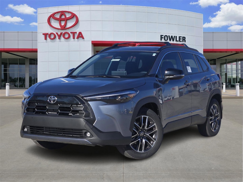 2026 Toyota Corolla Cross XLE's photo