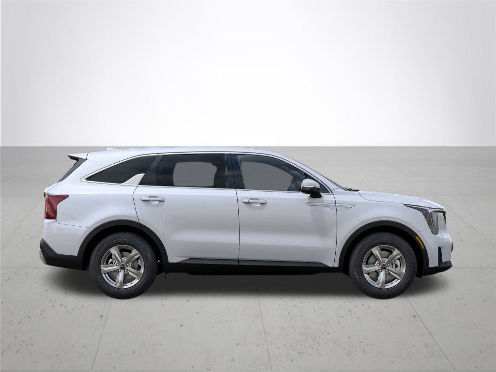 2026 Kia Sorento LX photo 7
