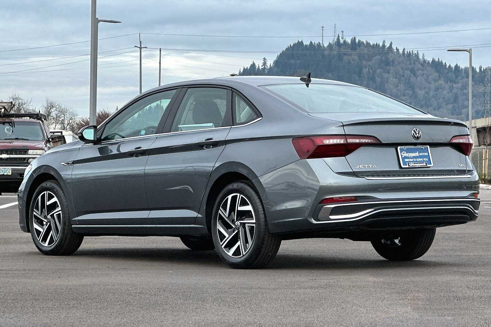 2024 Volkswagen Jetta 1.5T SEL photo 6