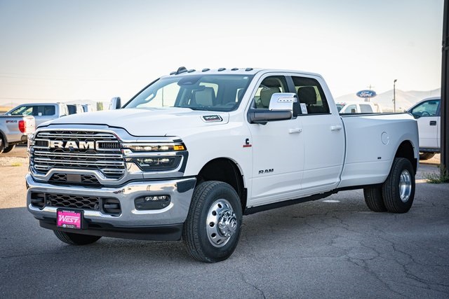2026 Ram 3500 Laramie photo 11