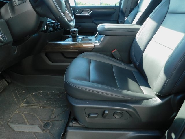 2024 Chevrolet Silverado 1500 RST photo 20