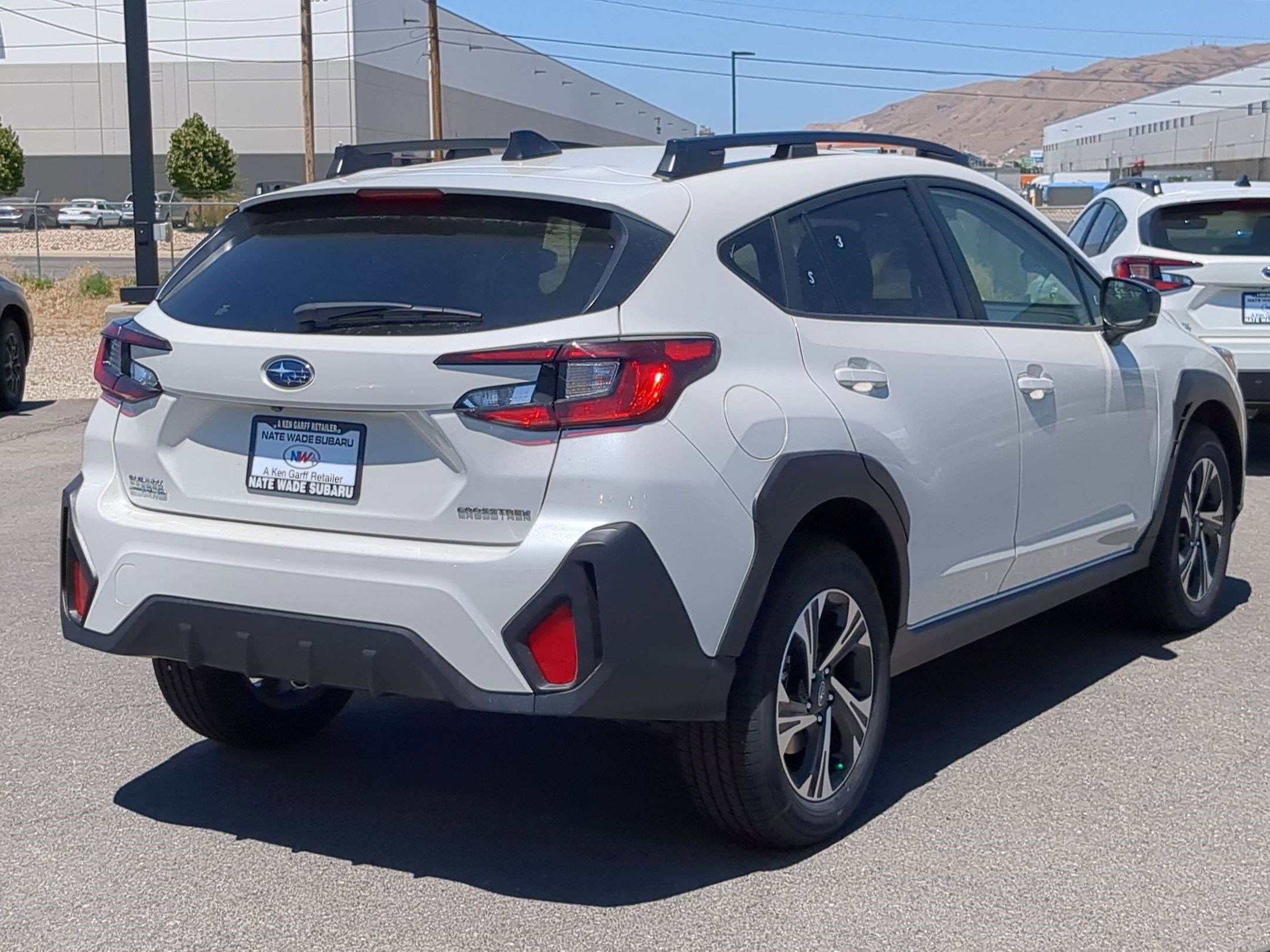 2025 Subaru Crosstrek Premium photo 2