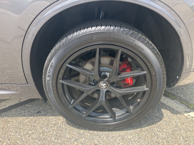 2021 Alfa Romeo Stelvio Ti photo 10